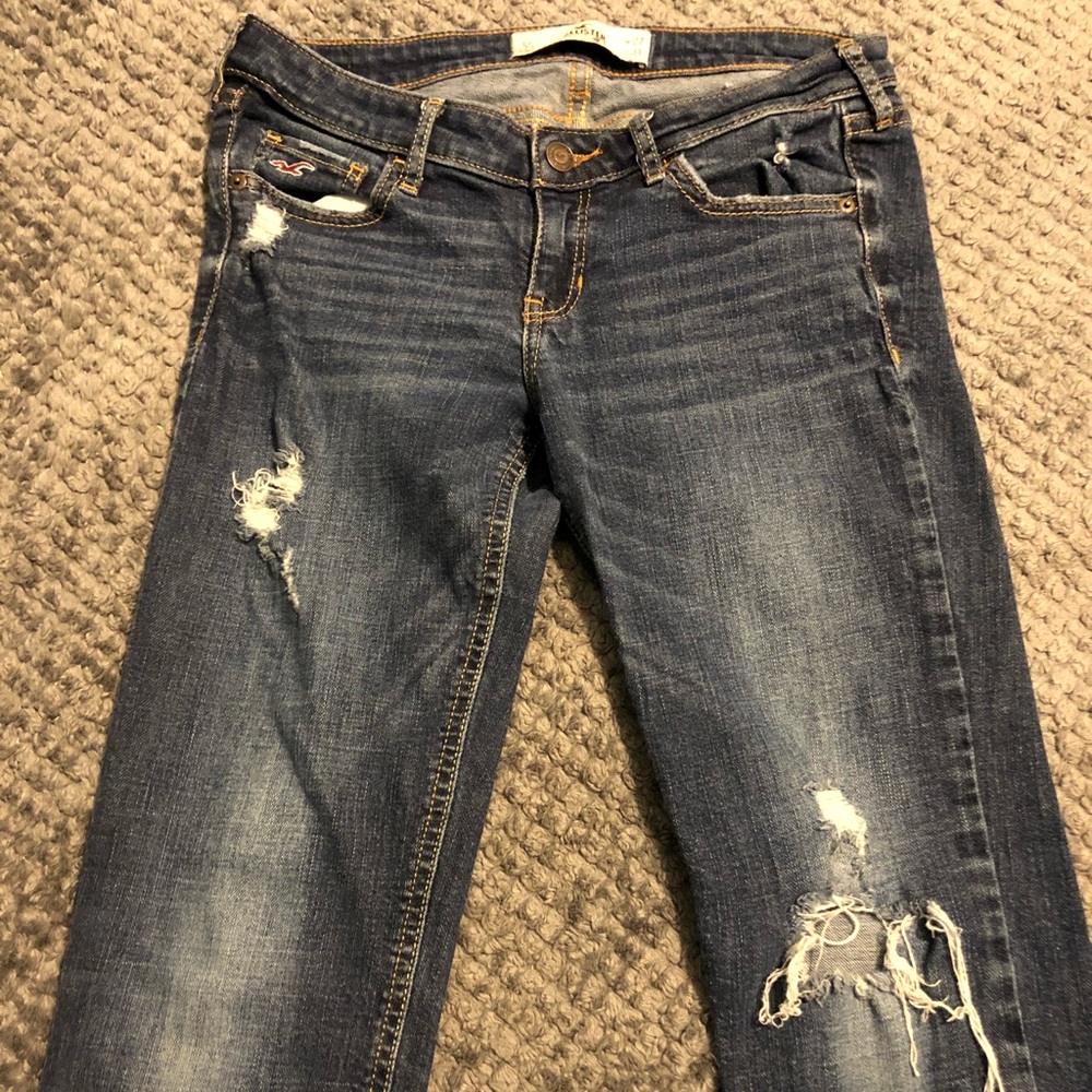 HOLLISTER skinny ripped jeans